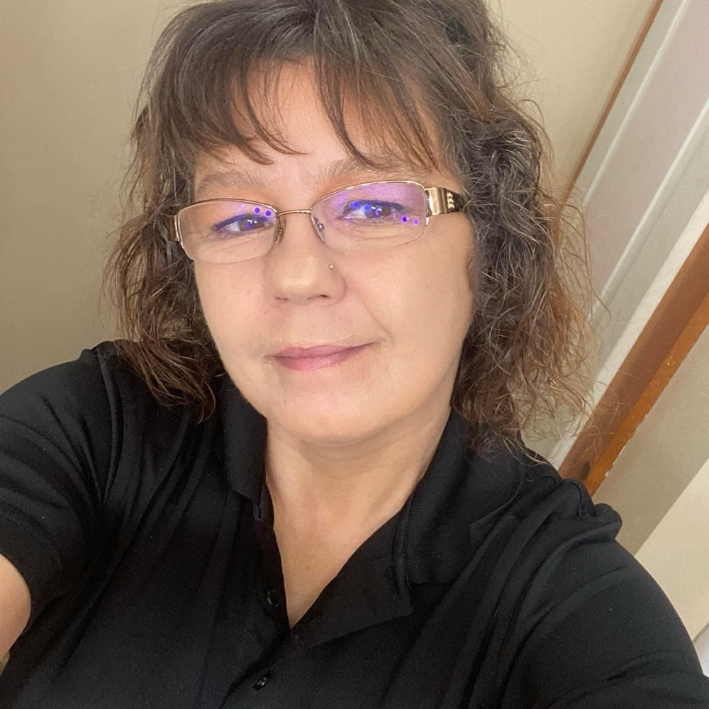 Meet your Posher, Shara